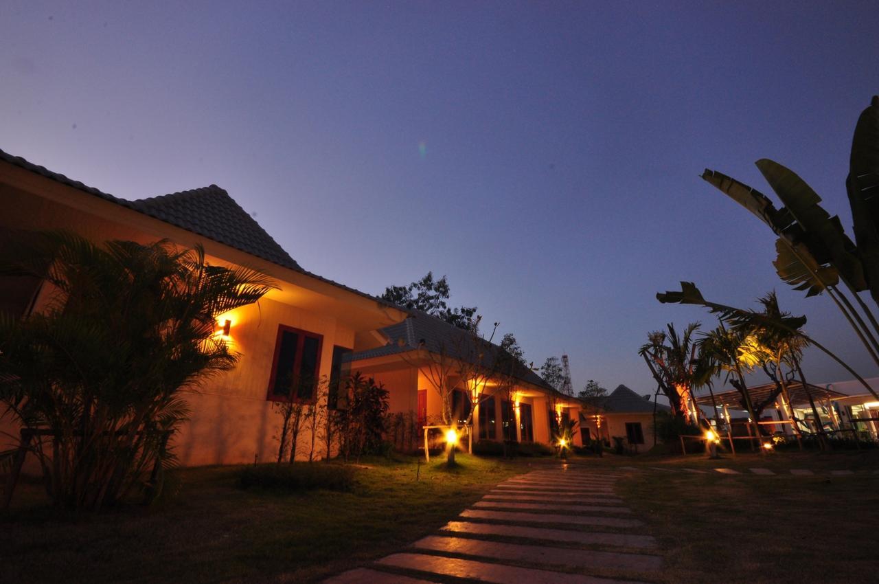 Panlaan Boutique Resort Nong Khai Buitenkant foto