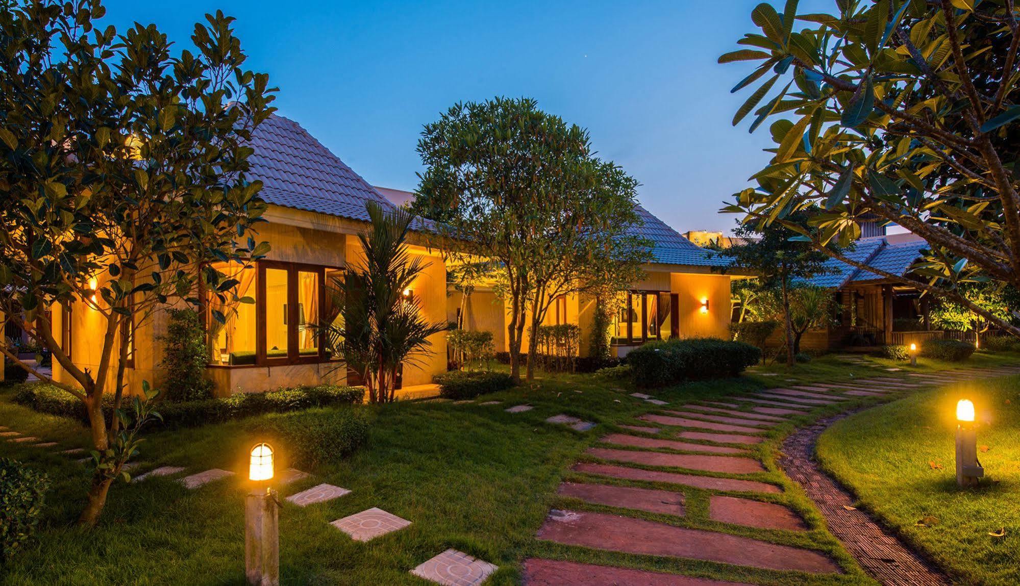 Panlaan Boutique Resort Nong Khai Buitenkant foto