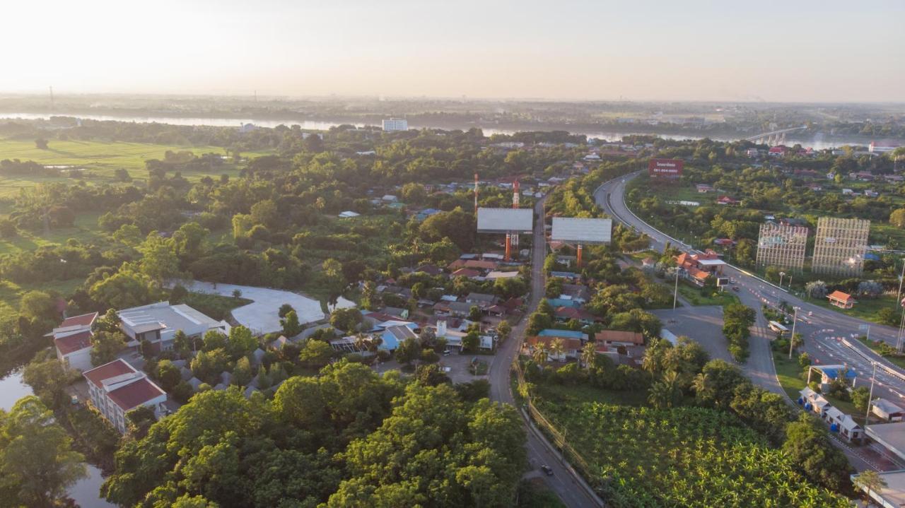 Panlaan Boutique Resort Nong Khai Buitenkant foto